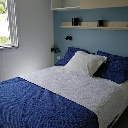 Mobil Home 3 Chambres Climatise Pour 6 Personnes A Hyeres Les Palmiers, Proche Des Plages Campingplatz